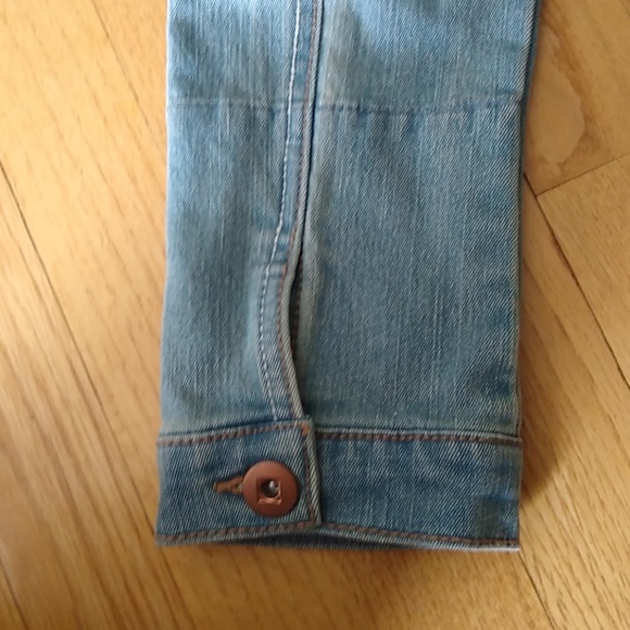 Cropped jean Jacket - Picture 6 of 8